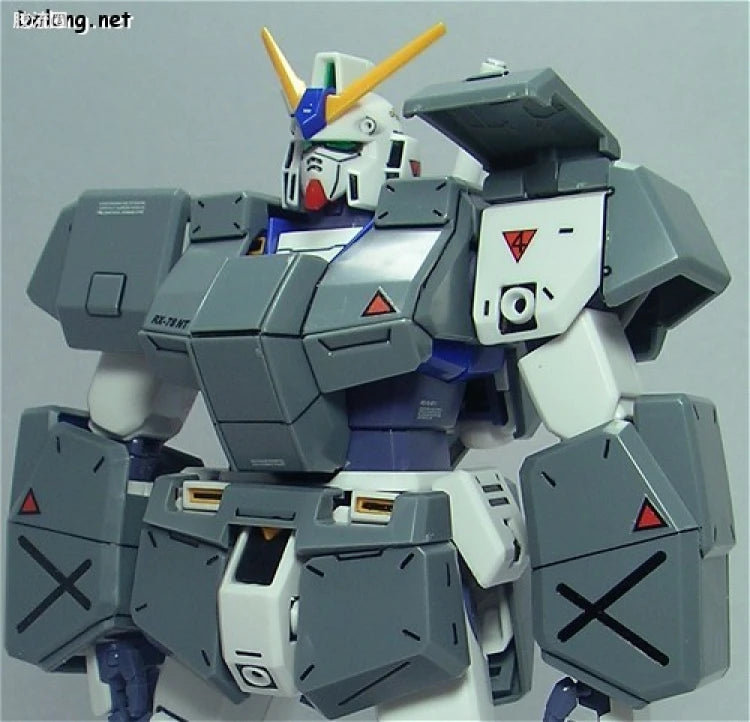 Bandai MG 1/100 RX-78NT-1 Gundam NT-1