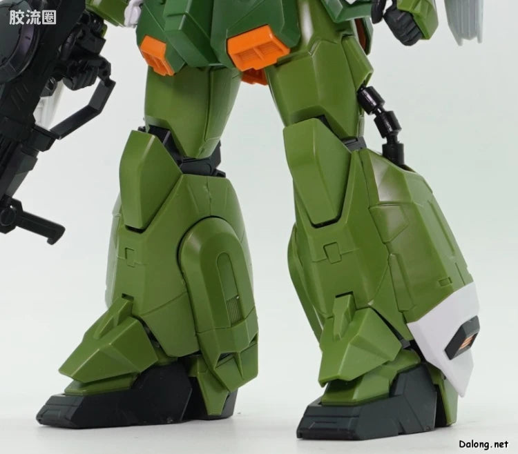 P-Bandai MG 1/100 Blaze Zaku Phantom / Blaze Zaku Warrior