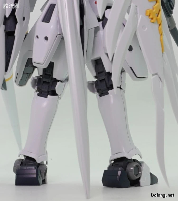 P-Bandai MG 1/100 Tallgeese Fluegel EW