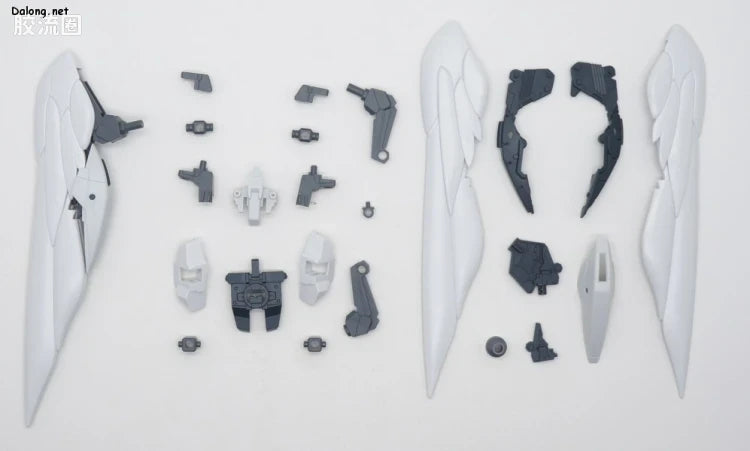 P-Bandai MG 1/100 Tallgeese Fluegel EW