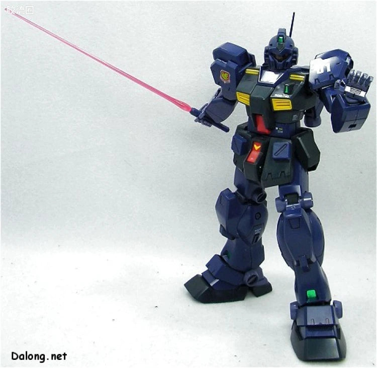 Bandai MG 1/100 RGM-79Q GM Quel