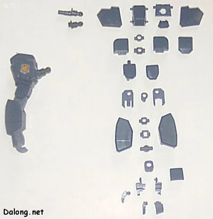 Bandai MG 1/100 RGM-79Q GM Quel