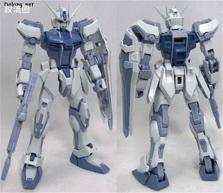 Bandai MG 1/100 Aile Strike Gundam (Deactive Mode)