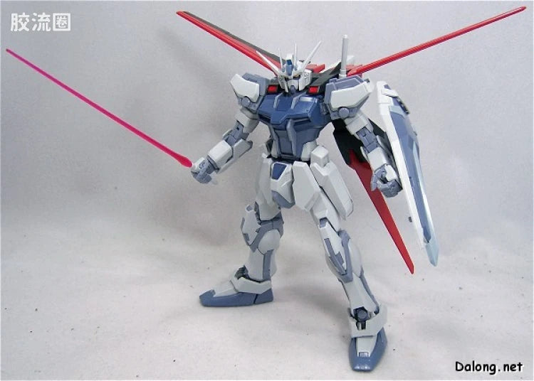 Bandai MG 1/100 Aile Strike Gundam (Deactive Mode)