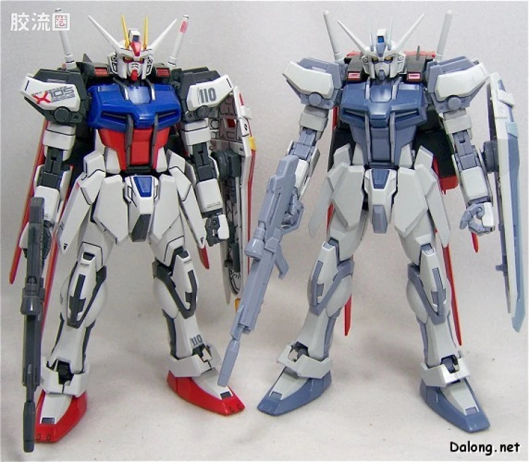 Bandai MG 1/100 Aile Strike Gundam (Deactive Mode)