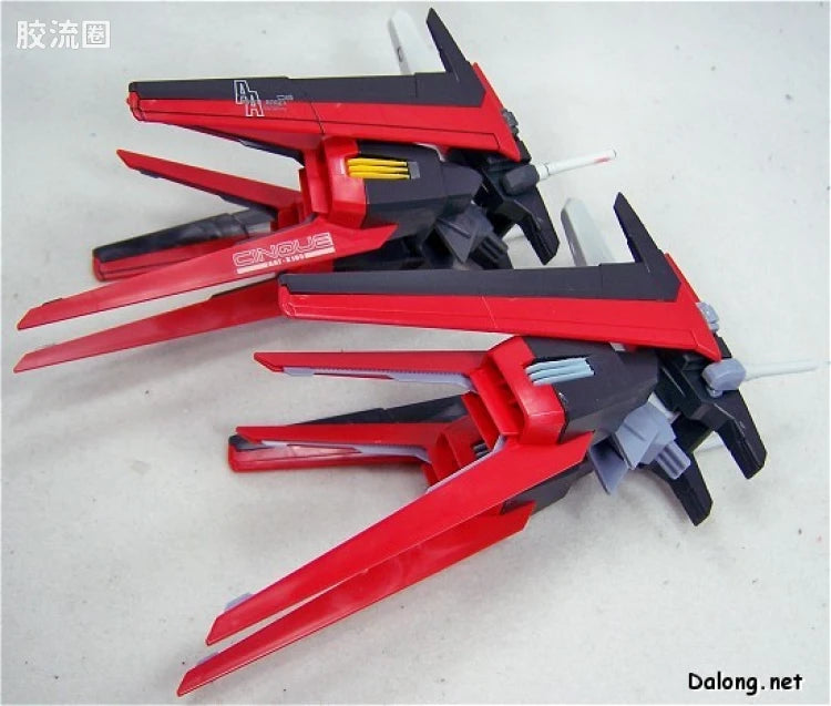 Bandai MG 1/100 Aile Strike Gundam (Deactive Mode)