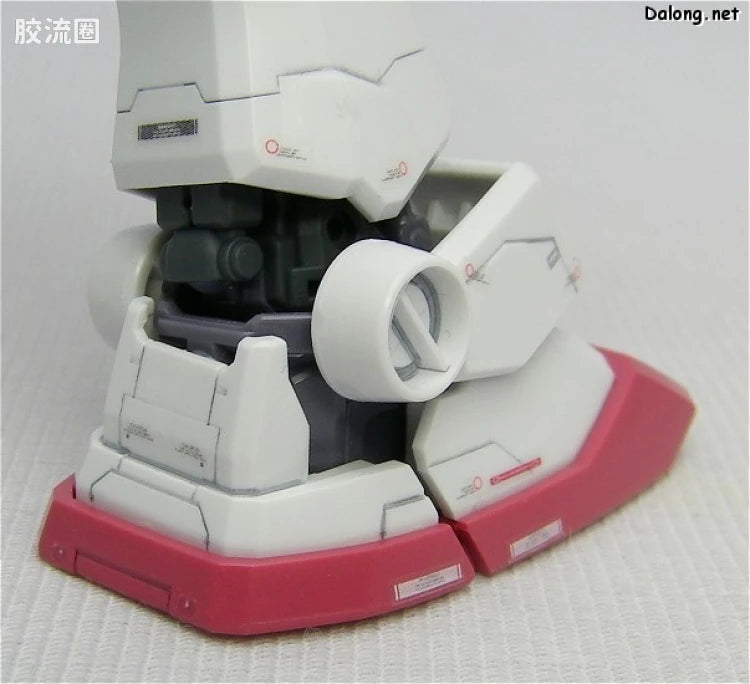 Bandai MG 1/100 RX-78-2 Gundam Ver. GUNDAM CRISIS