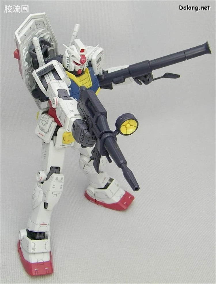 Bandai MG 1/100 RX-78-2 Gundam Ver. GUNDAM CRISIS