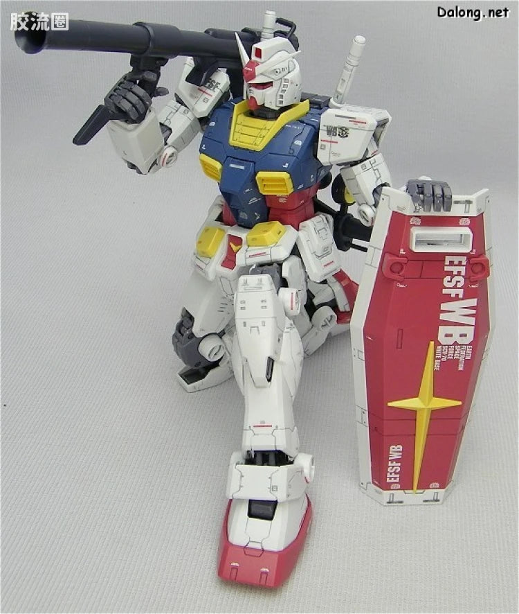 Bandai MG 1/100 RX-78-2 Gundam Ver. GUNDAM CRISIS