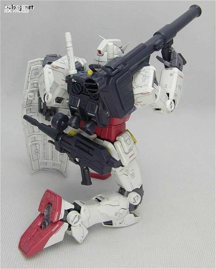 Bandai MG 1/100 RX-78-2 Gundam Ver. GUNDAM CRISIS