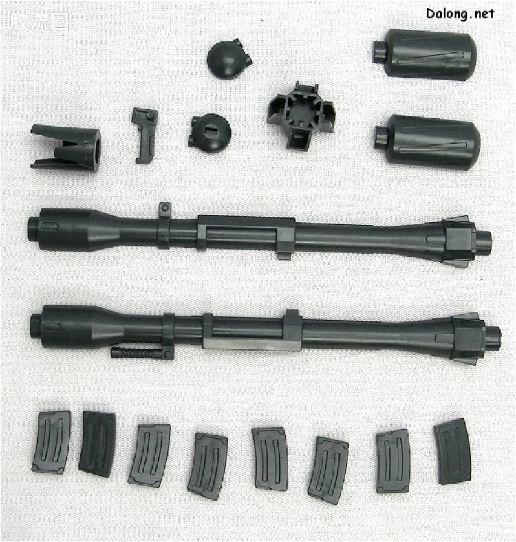 Bandai MG 1/100 Aile Strike Gundam + Bazooka