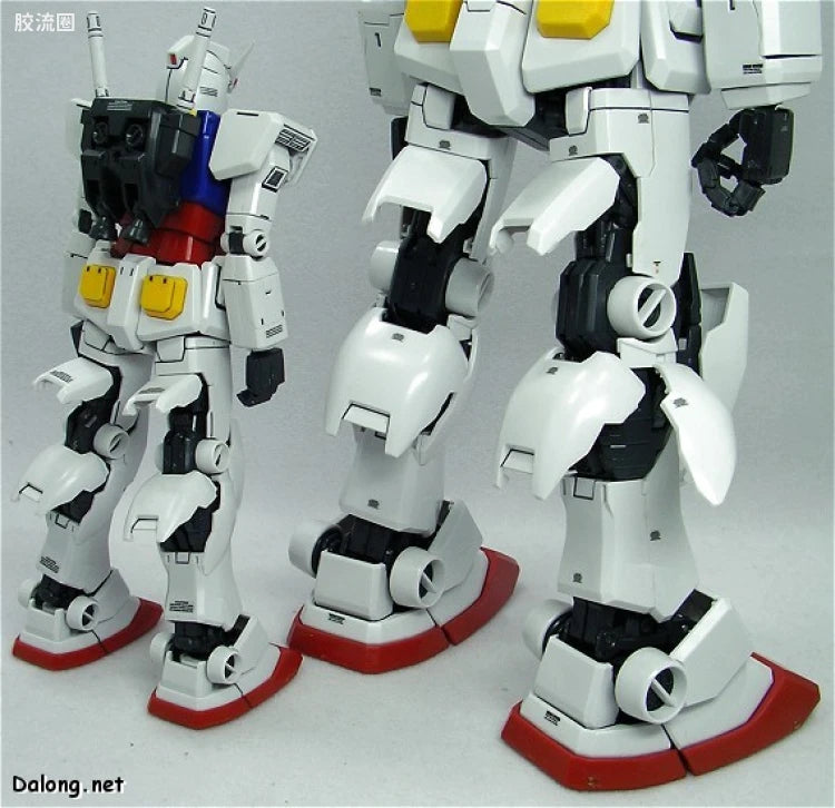 Bandai MG 1/100 RX-78-2 Gundam Ver.1.5