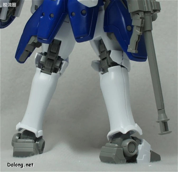 Bandai MG 1/100 Tallgeese II [Special Coating]