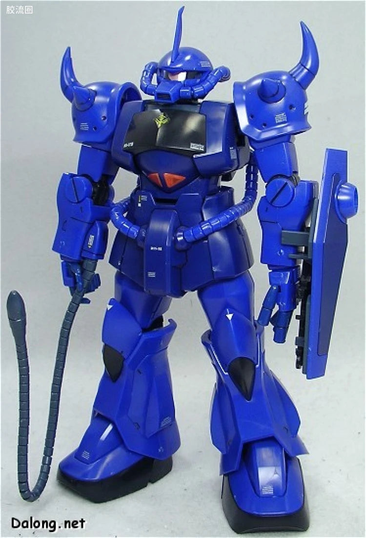 Bandai MG 1/100 MS-07B Gouf