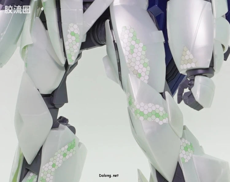 P-Bandai MG 1/100 Turn A Gundam & CONCEPT-X 6-1-2 Turn X [Nano Skin Image]