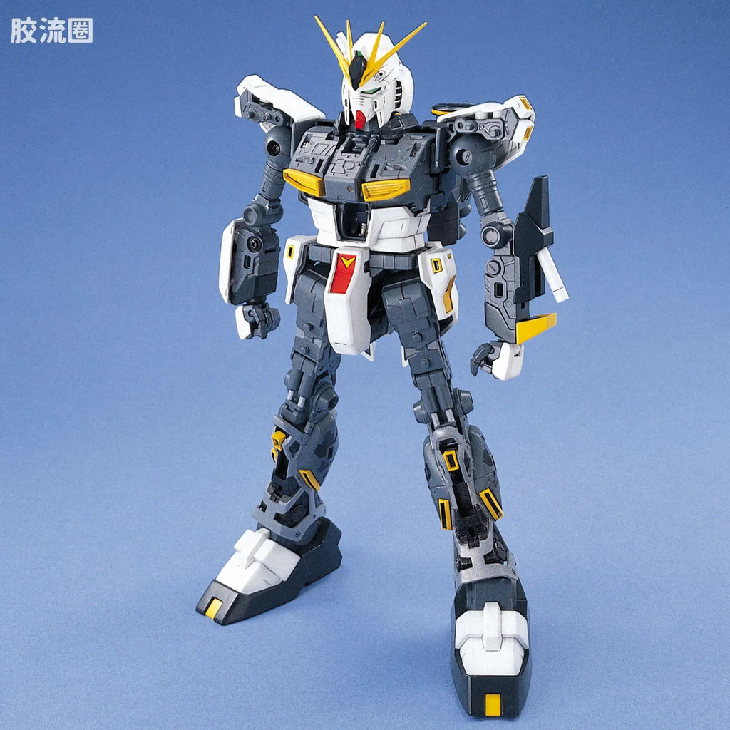 Bandai MG 1/100 RX-93 ν Gundam