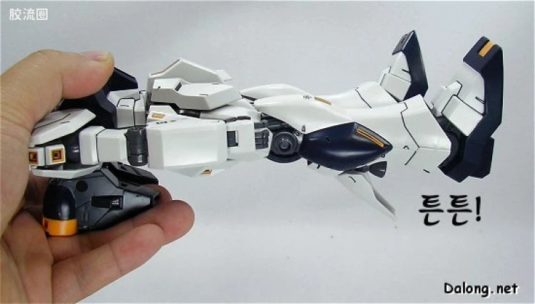 Bandai MG 1/100 RX-93 ν Gundam