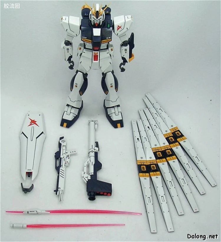 Bandai MG 1/100 RX-93 ν Gundam