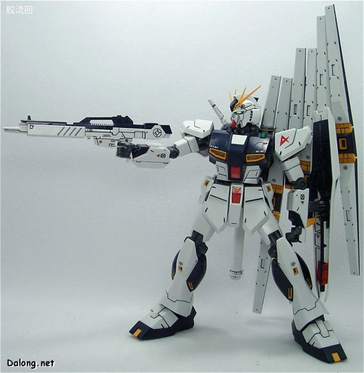 Bandai MG 1/100 RX-93 ν Gundam