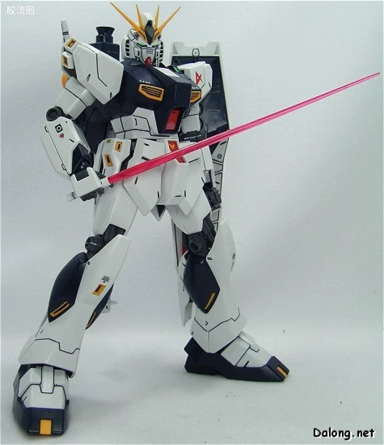 Bandai MG 1/100 RX-93 ν Gundam