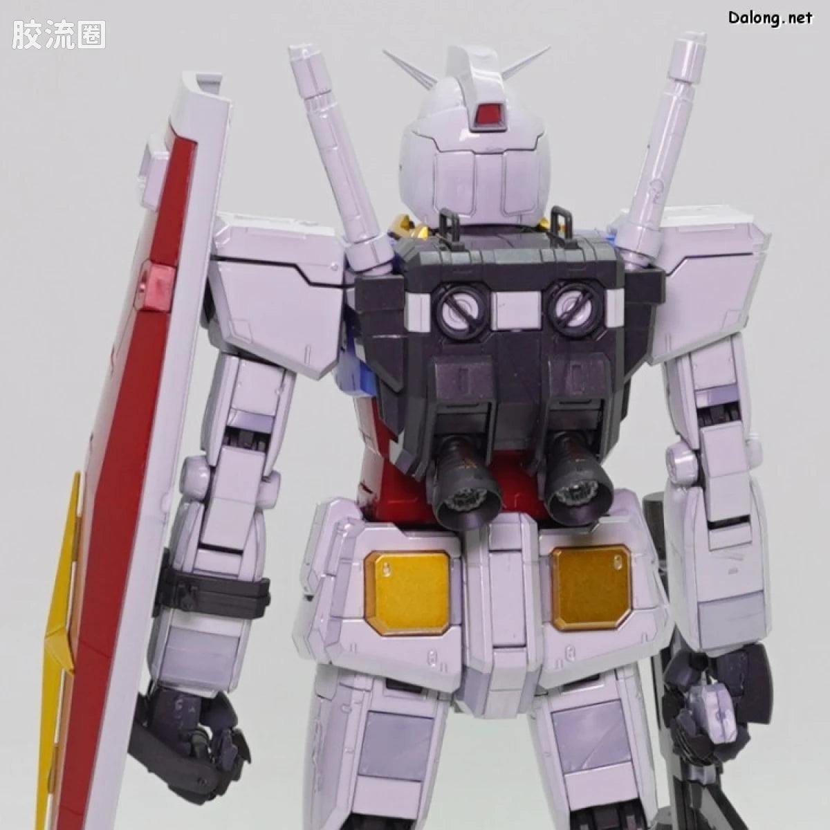 P-Bandai MG 1/100 RX-78-2 Gundam Ver.3.0 [Titanium Finish]