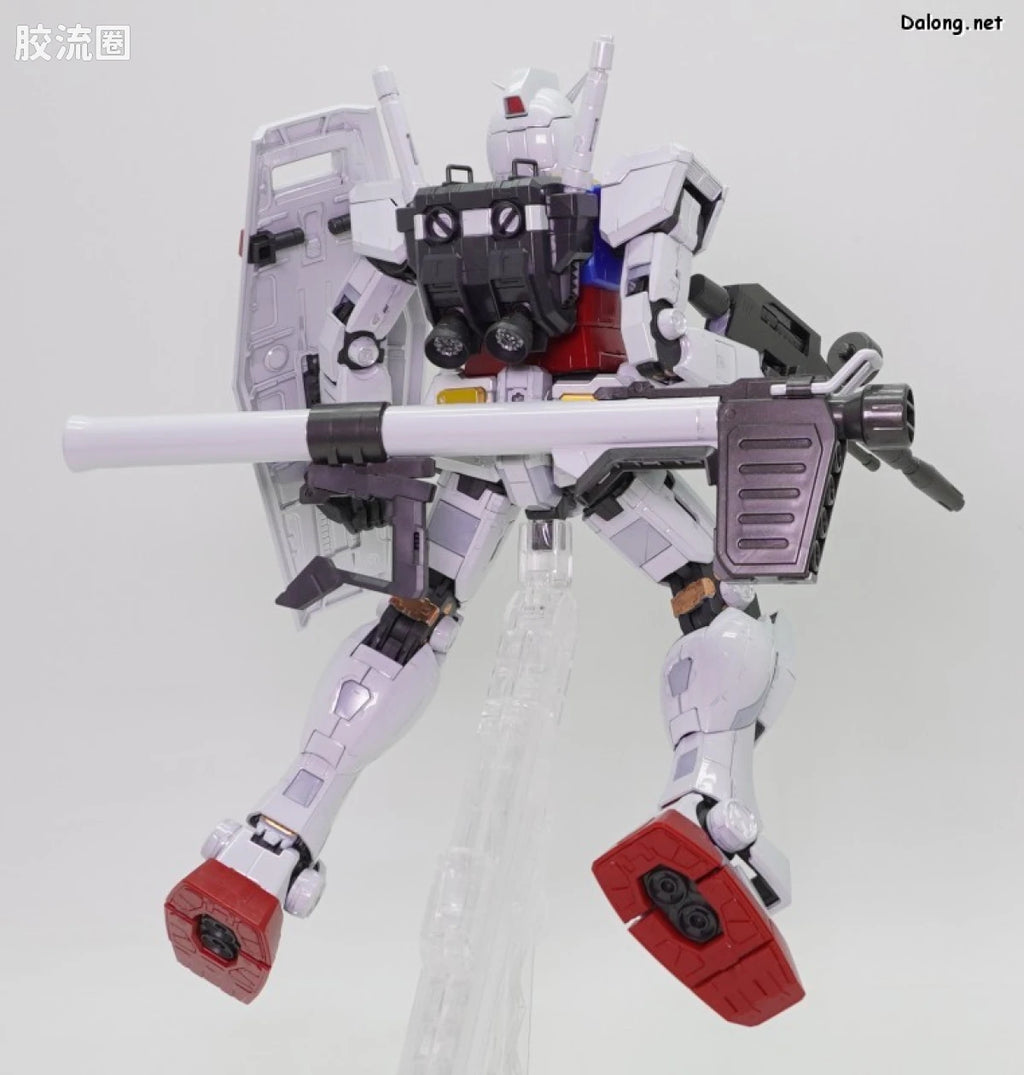 P-Bandai MG 1/100 RX-78-2 Gundam Ver.3.0 [Titanium Finish]
