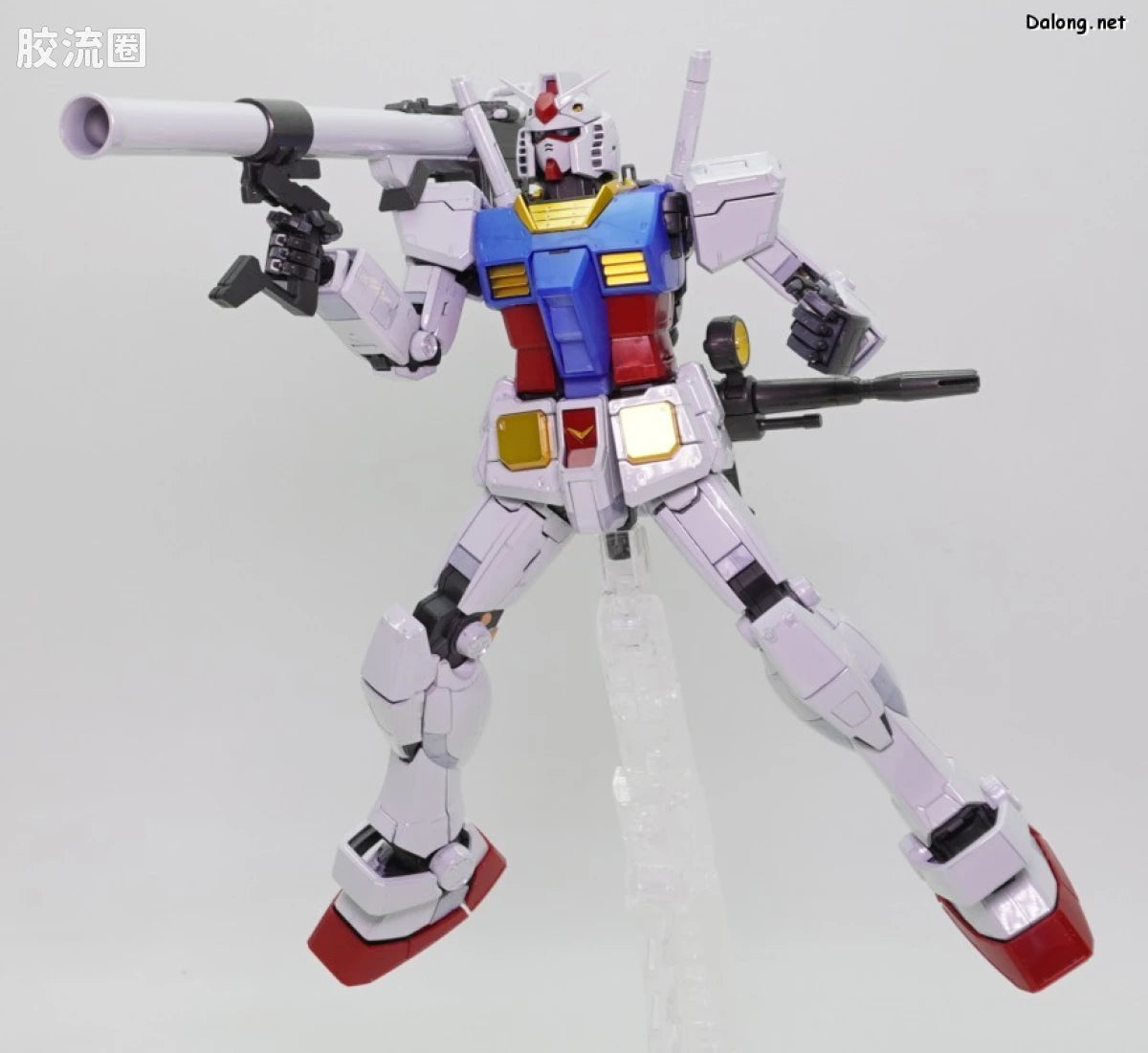 P-Bandai MG 1/100 RX-78-2 Gundam Ver.3.0 [Titanium Finish]