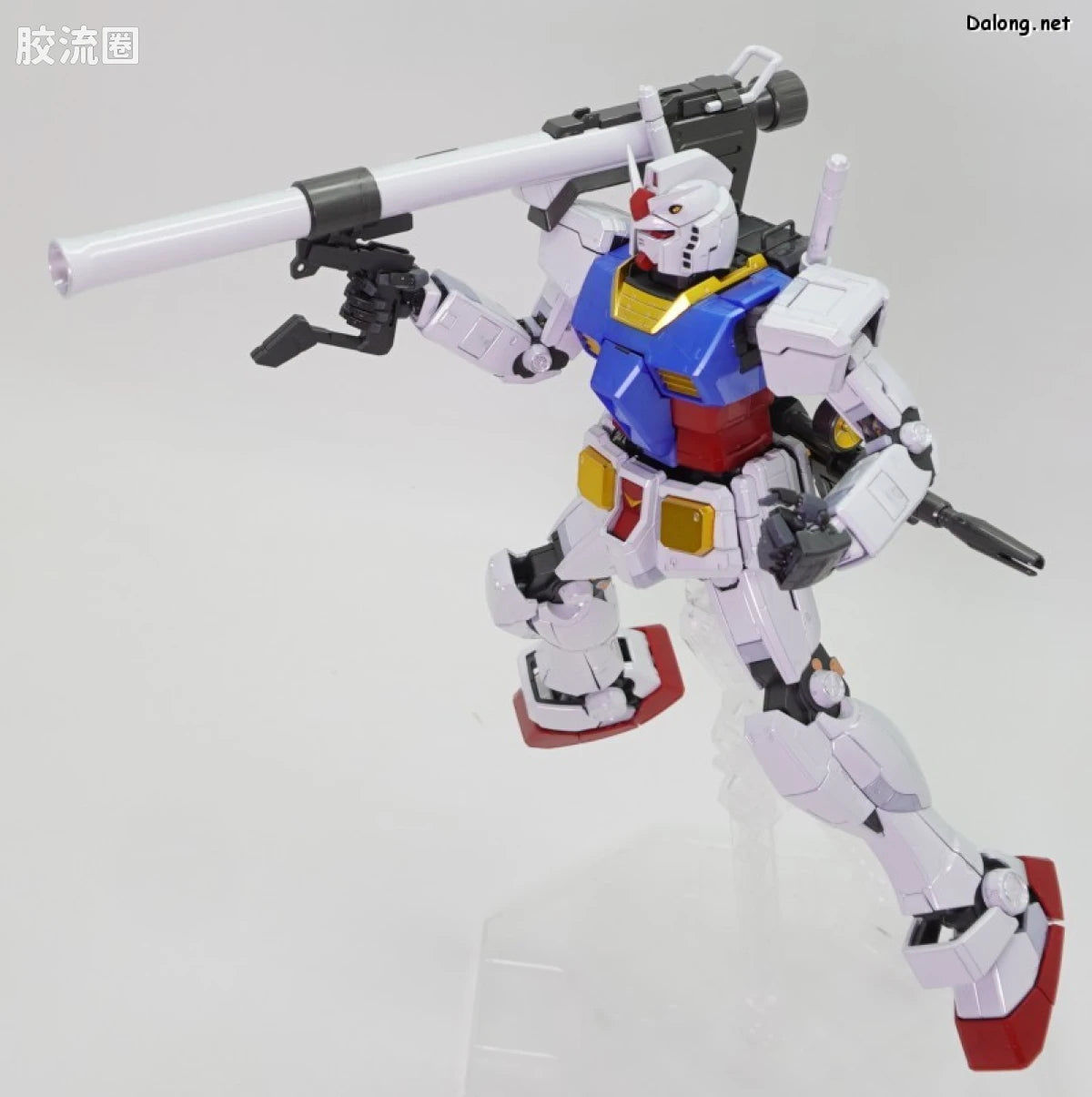 P-Bandai MG 1/100 RX-78-2 Gundam Ver.3.0 [Titanium Finish]