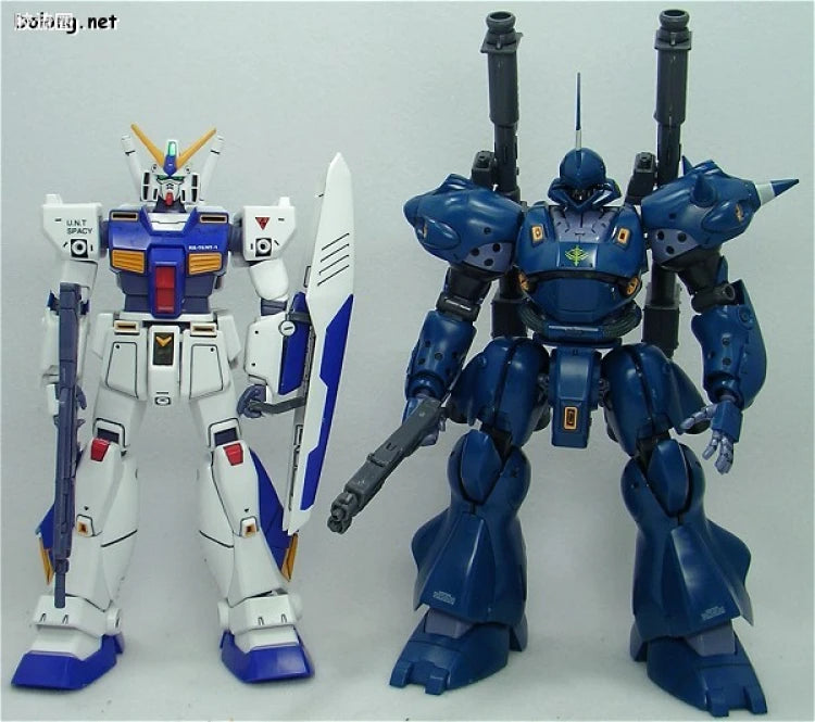 Bandai MG 1/100 MS-18E Kampfer