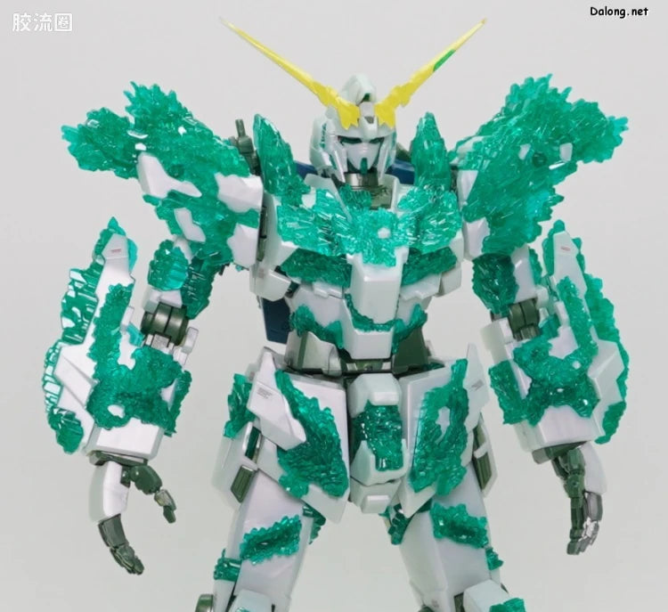 P-Bandai MG 1/100 Unicorn Gundam (Luminous Crystal Body)