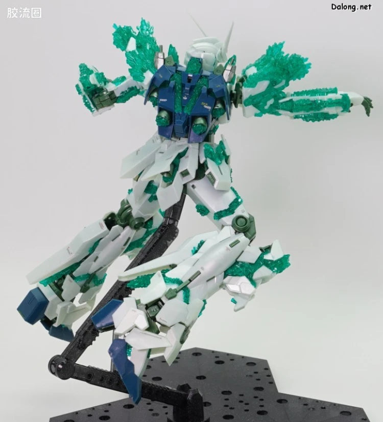 P-Bandai MG 1/100 Unicorn Gundam (Luminous Crystal Body)