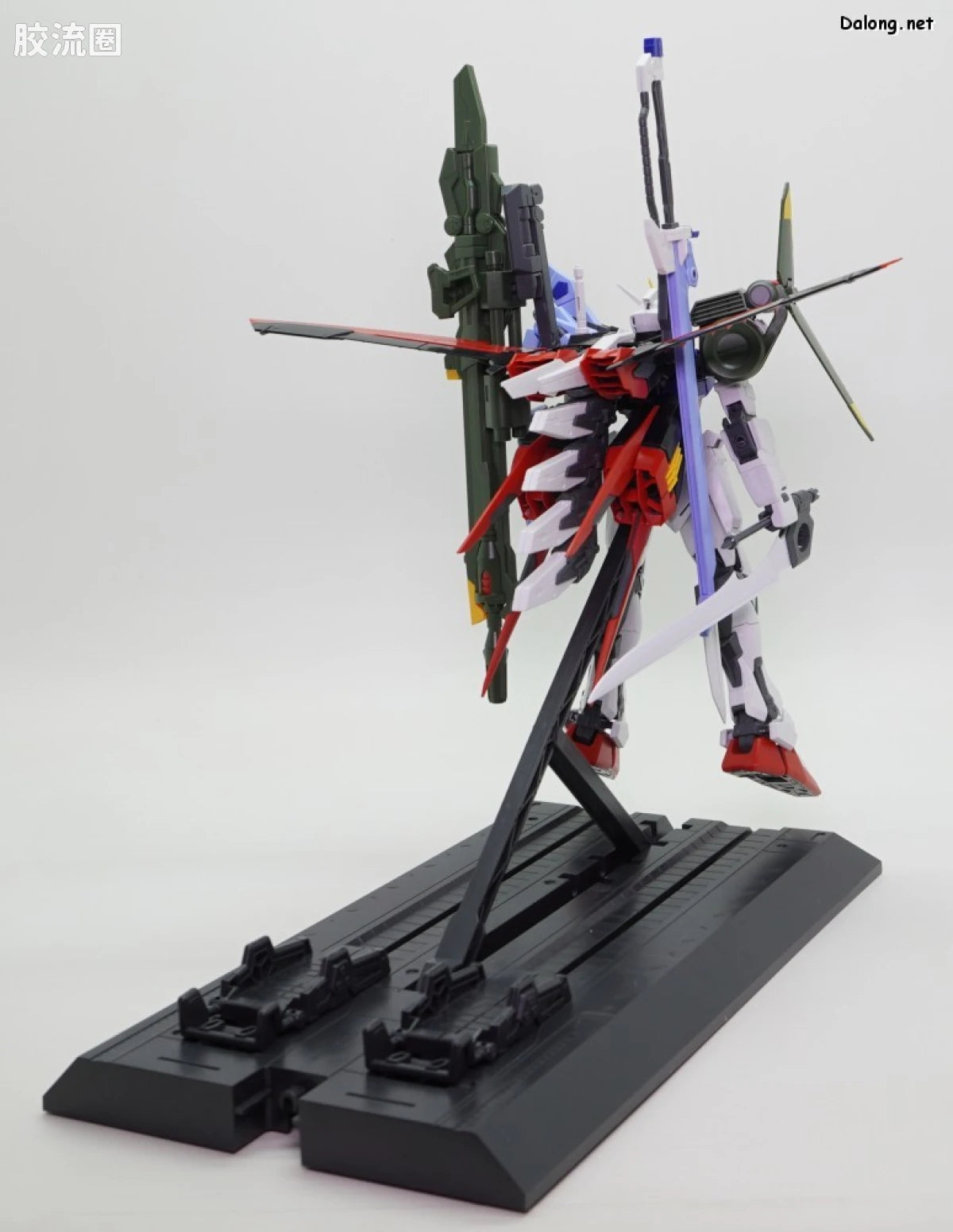 P-Bandai MG 1/100 Perfect Strike Gundam (Grand Slam Equipment Type)