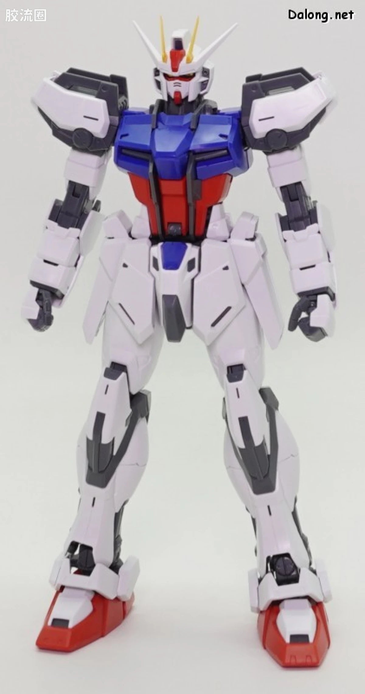 P-Bandai MG 1/100 Perfect Strike Gundam (Grand Slam Equipment Type)