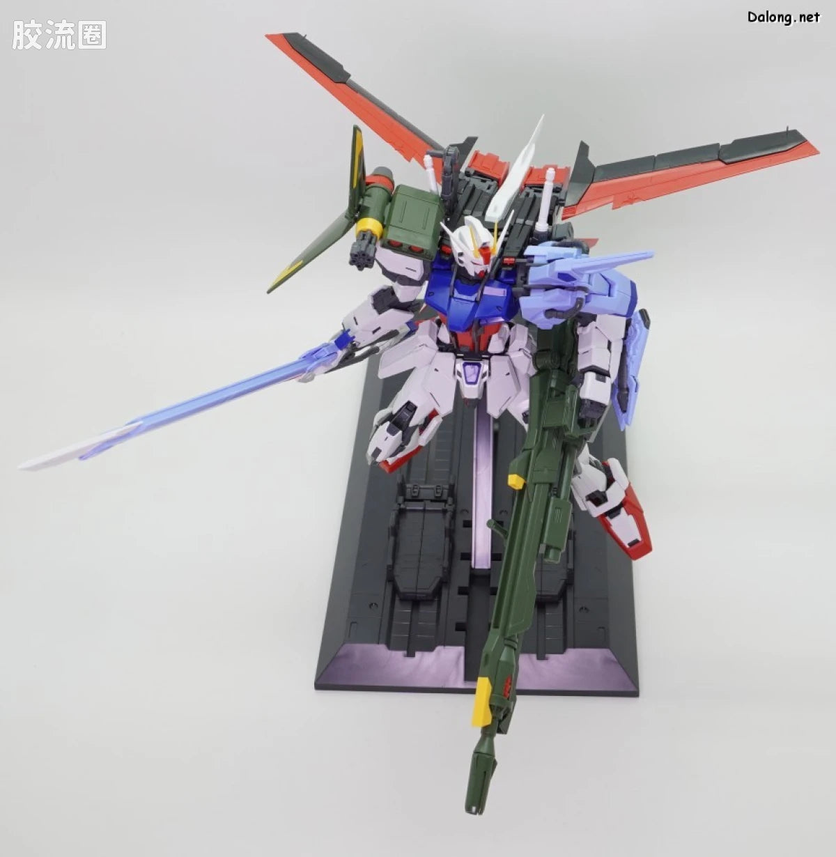 P-Bandai MG 1/100 Perfect Strike Gundam (Grand Slam Equipment Type)
