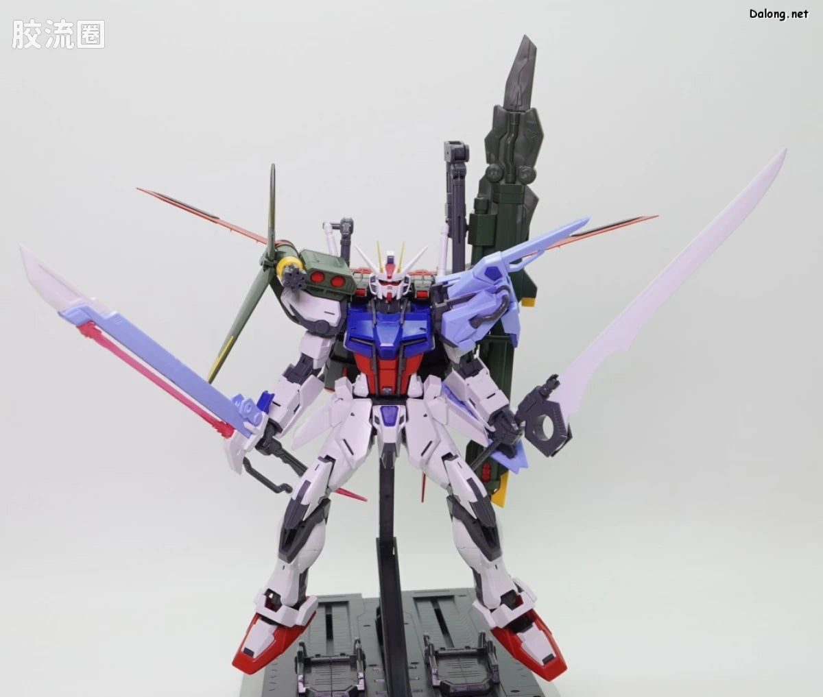 P-Bandai MG 1/100 Perfect Strike Gundam (Grand Slam Equipment Type)