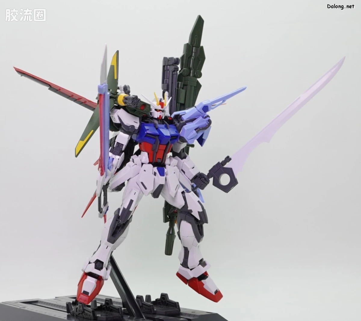 P-Bandai MG 1/100 Perfect Strike Gundam (Grand Slam Equipment Type)