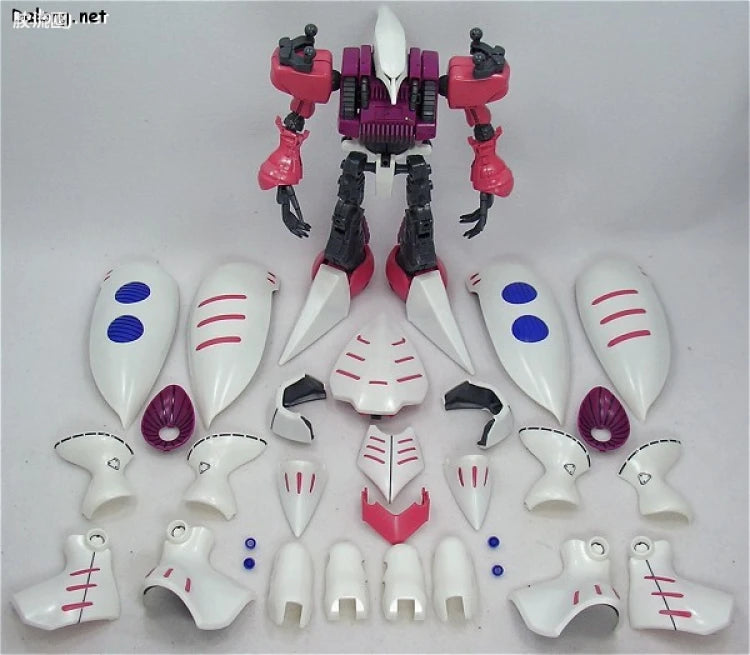 Bandai MG 1/100 AMX-004 Qubeley