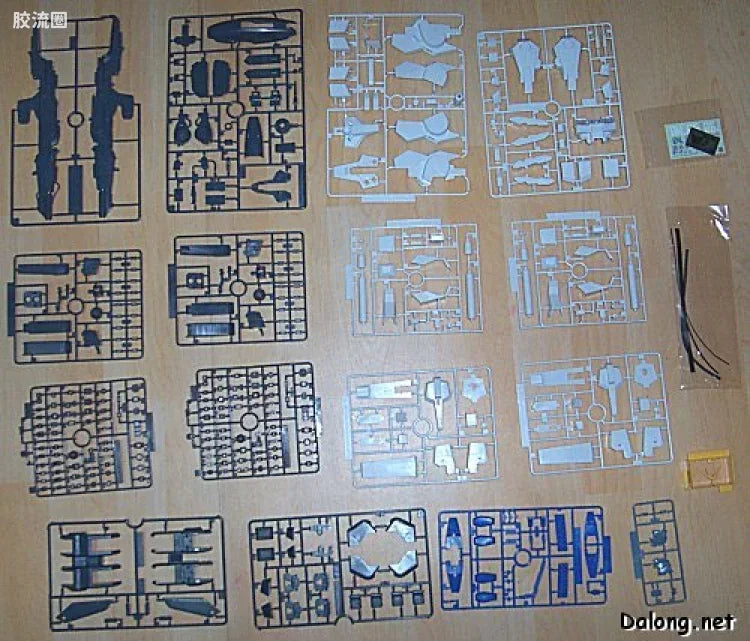 Bandai MG 1/100 FA-010A FAZZ