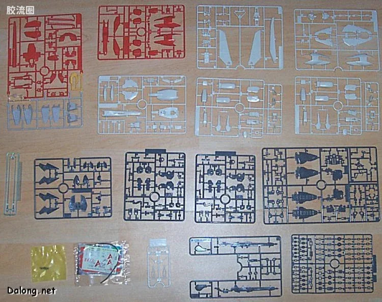Bandai MG 1/100 MSZ-006A1 Zeta Plus A1