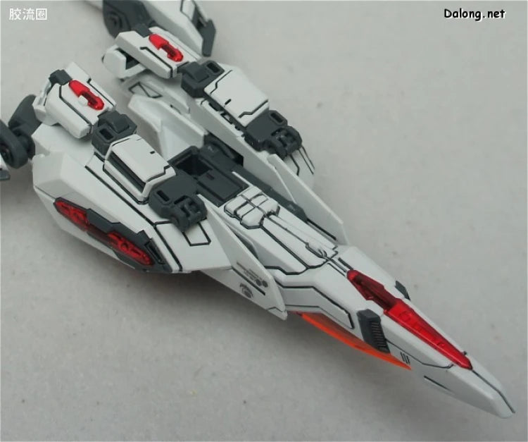Bandai MG 1/100 Universal Booster