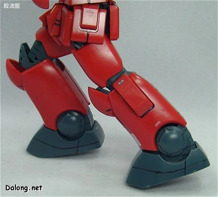 Bandai MG 1/100 RX-77-2 Guncannon