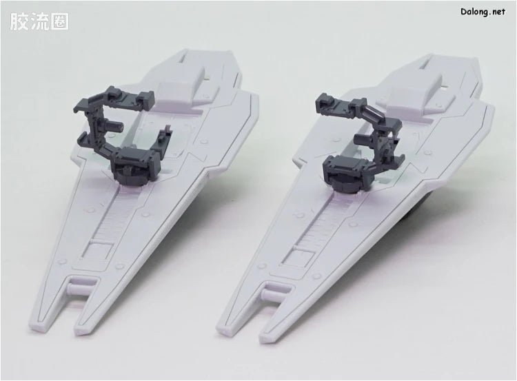P-Bandai MG 1/100 Shield Booster Expansion Set for Gundam TR-1 [Hazel Custom]