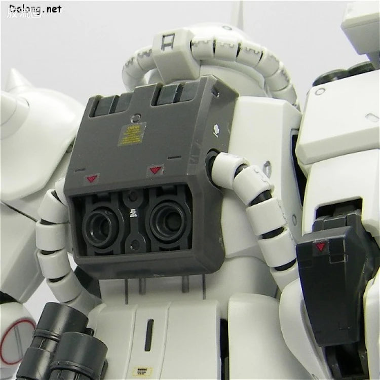 MG 1/100 MS-06J Zaku II Ver.2.0 "White Ogre"
