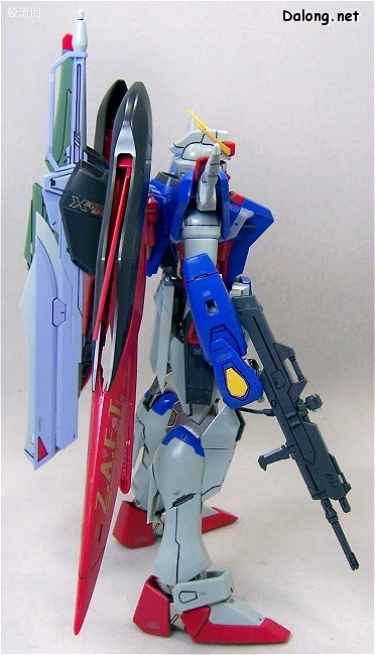 MG 1/100 Destiny Gundam Extreme Blast Mode