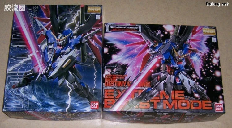 MG 1/100 Destiny Gundam Extreme Blast Mode
