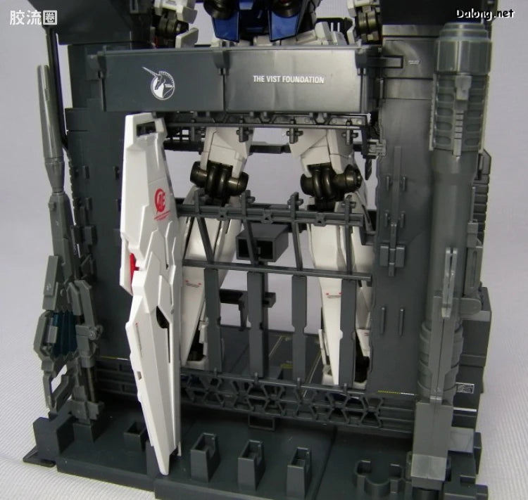 MG 1/100 Unicorn Gundam (HD Color + MS Cage)