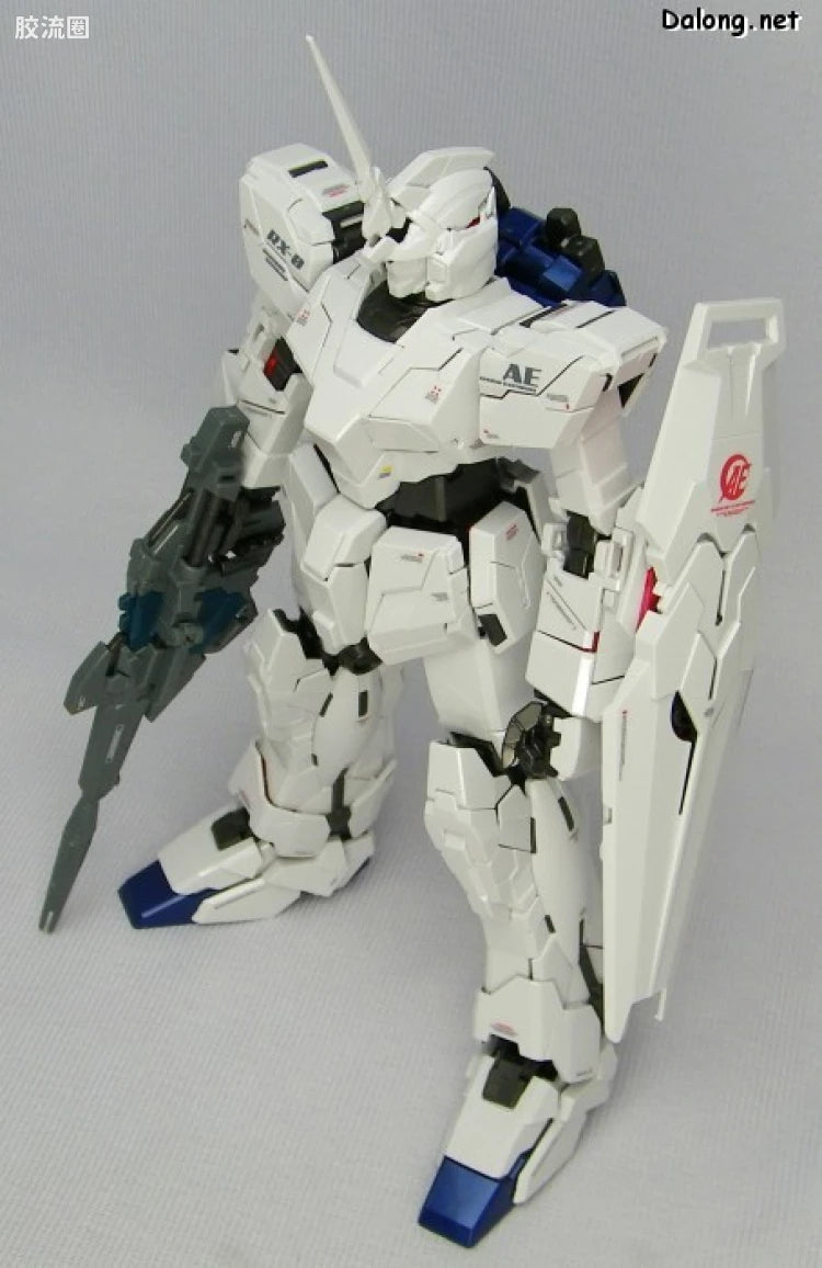 MG 1/100 Unicorn Gundam (HD Color + MS Cage)