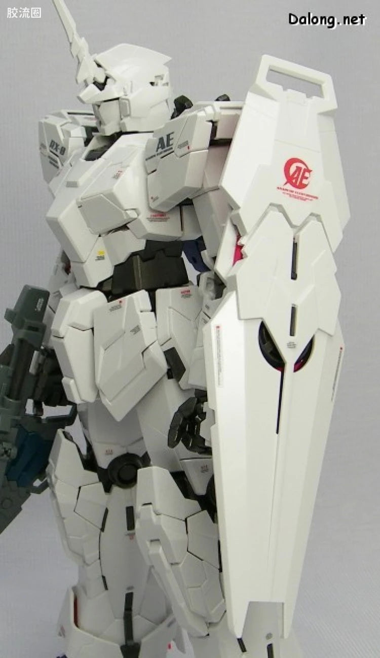 MG 1/100 Unicorn Gundam (HD Color + MS Cage)