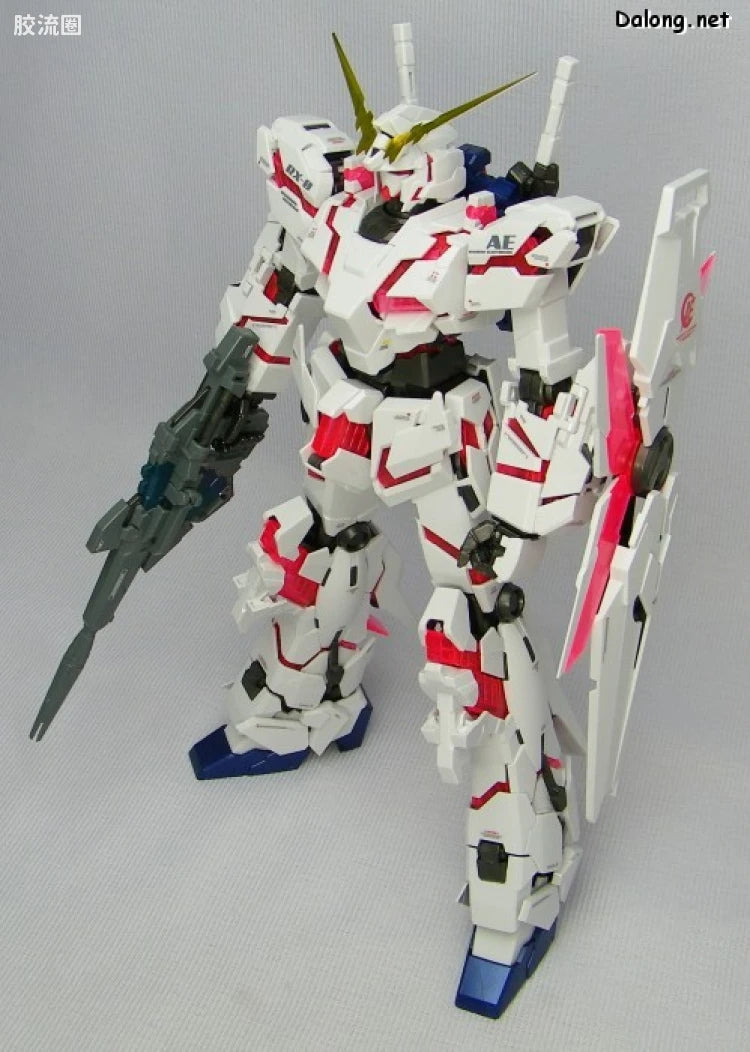 MG 1/100 Unicorn Gundam (HD Color + MS Cage)