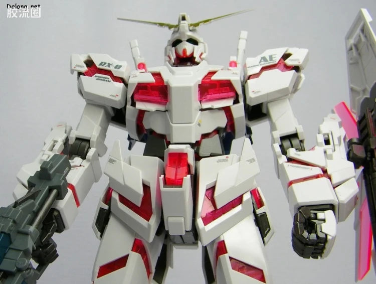 MG 1/100 Unicorn Gundam (HD Color + MS Cage)